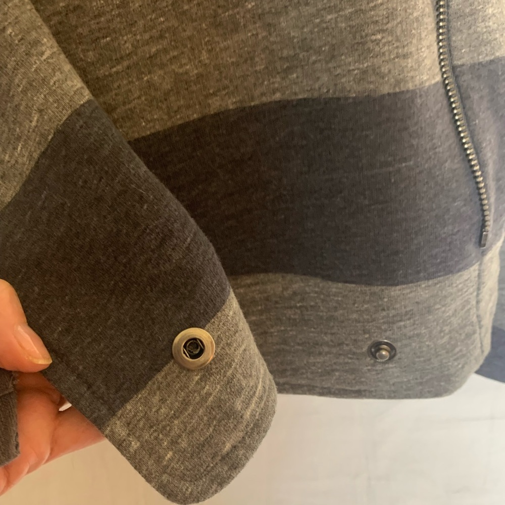 Splendid Twill Jacket - Picture 14 of 16